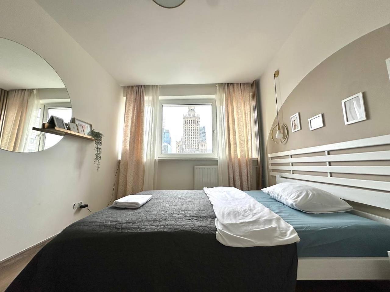 Ohmyhome-zlota View Butas Warsaw